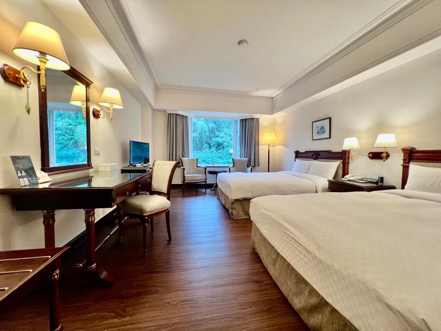 Le Midi Hotel Chitou Lago Lago Lugu Esterno foto